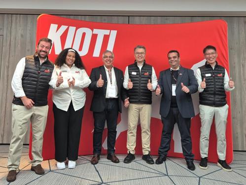 Ascendum distinguida como Distribuidor do Ano Kioti 2025