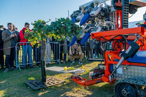 GOFAR TOUR 2026 leva a robótica agrícola em digressão até à FIRA 2027