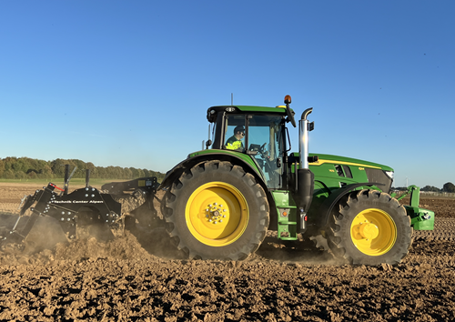John Deere 6M e 6R MY2027: evolução sente-se ao volante