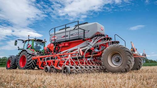 Kuhn Apex combina sementeira direta e mobilização mínima