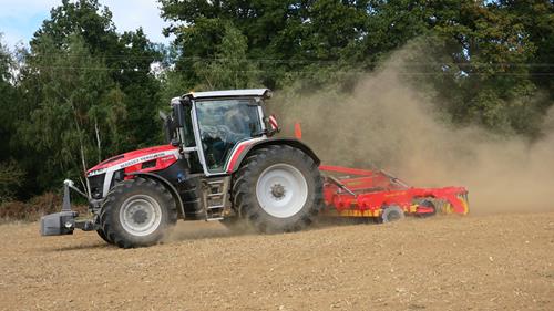 Massey Ferguson 7S.245 leva a série 7S aos 245cv