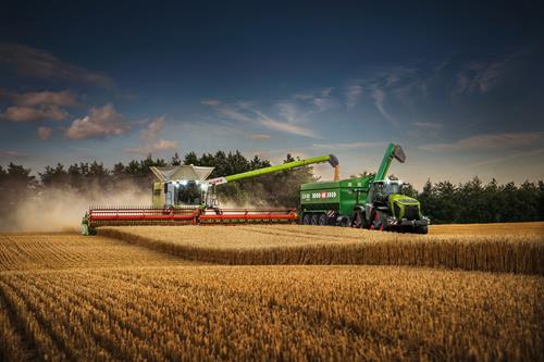 XERION 12 sobe de nível com novos detalhes operacionais